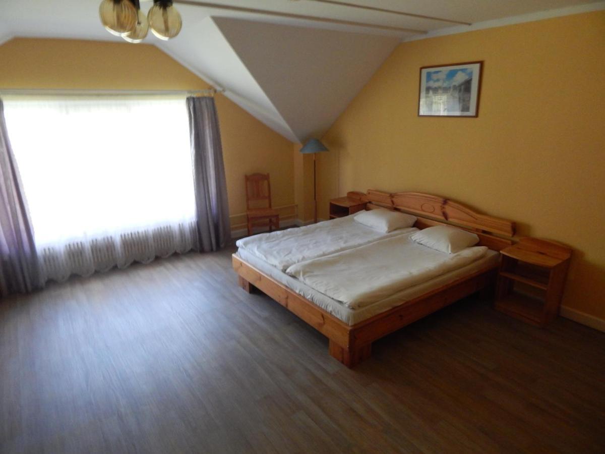 Motel Brencis Iecava Zewnętrze zdjęcie