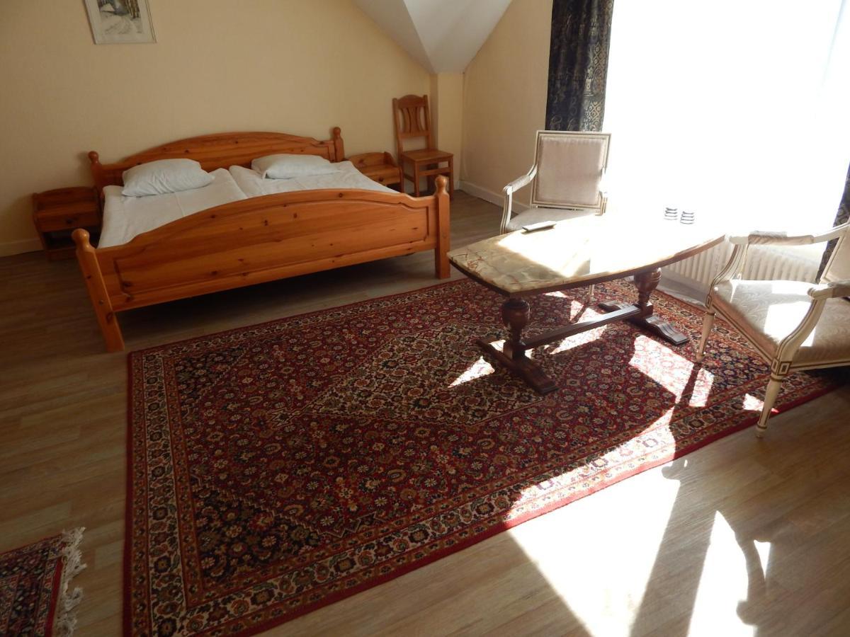 Motel Brencis Iecava Zewnętrze zdjęcie